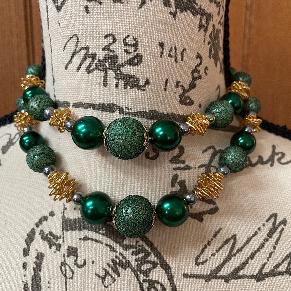 Japan vintage choker necklace